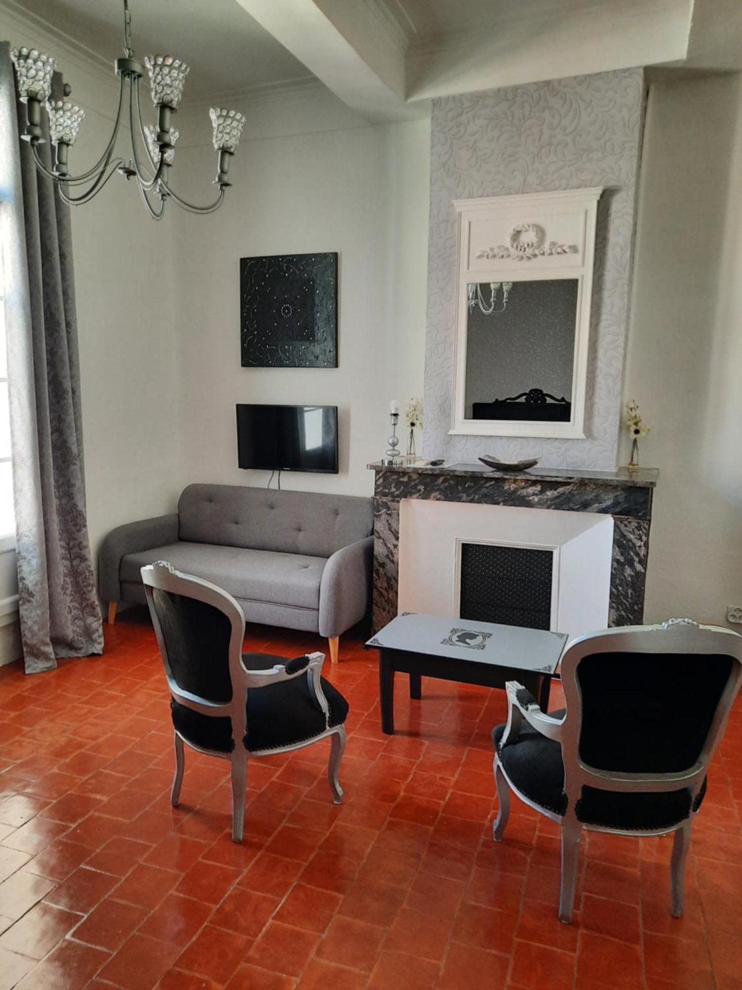 Chambres D'Hotes Belle Vigneronne Montagnac  Ngoại thất bức ảnh